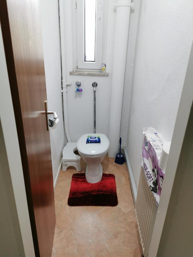 Nearwoehrderseaandstation Hotel Нюрнберг Екстериор снимка